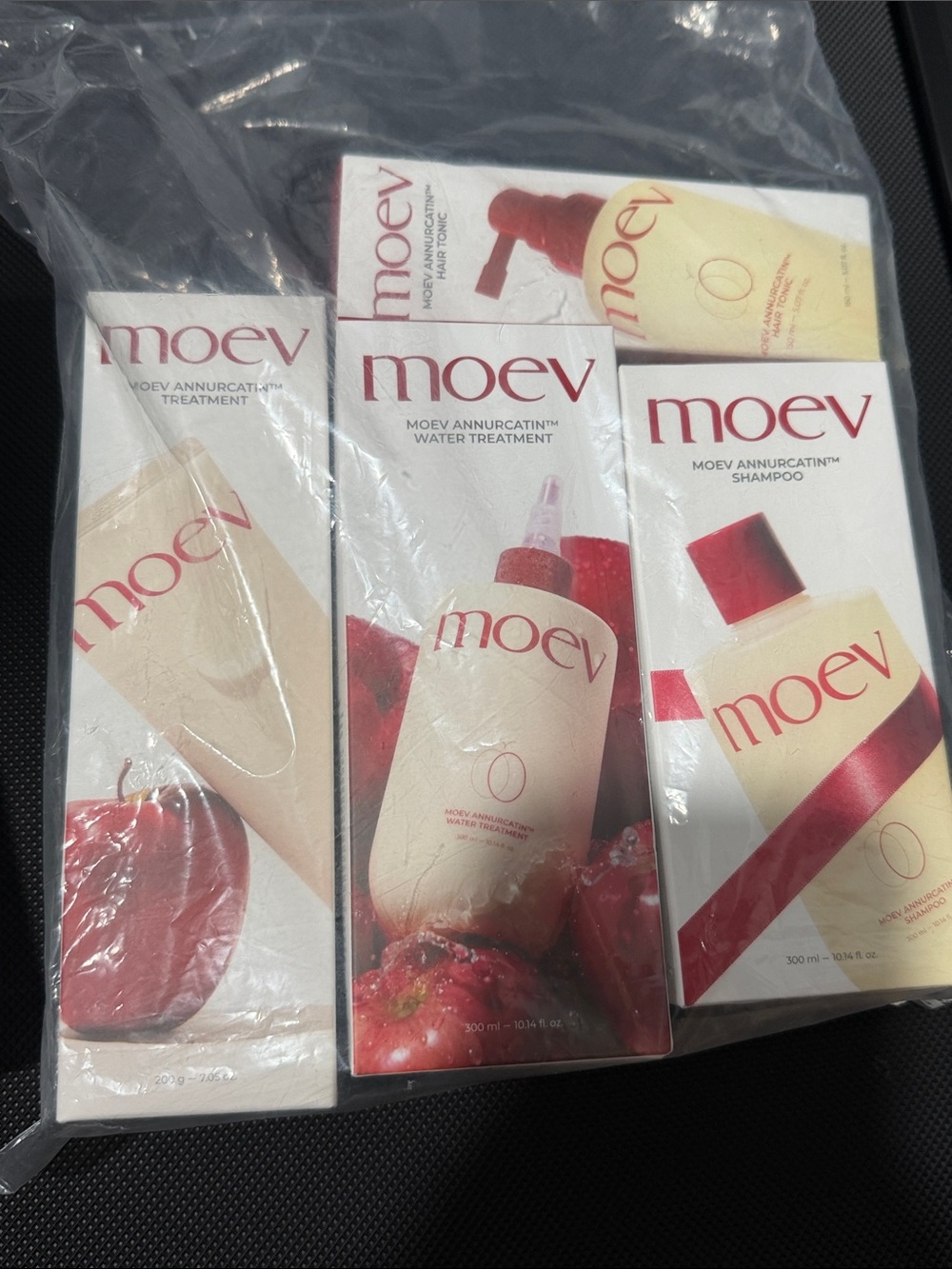 MOEV Women Hair Shampoo Set - Cream and Red Packaging